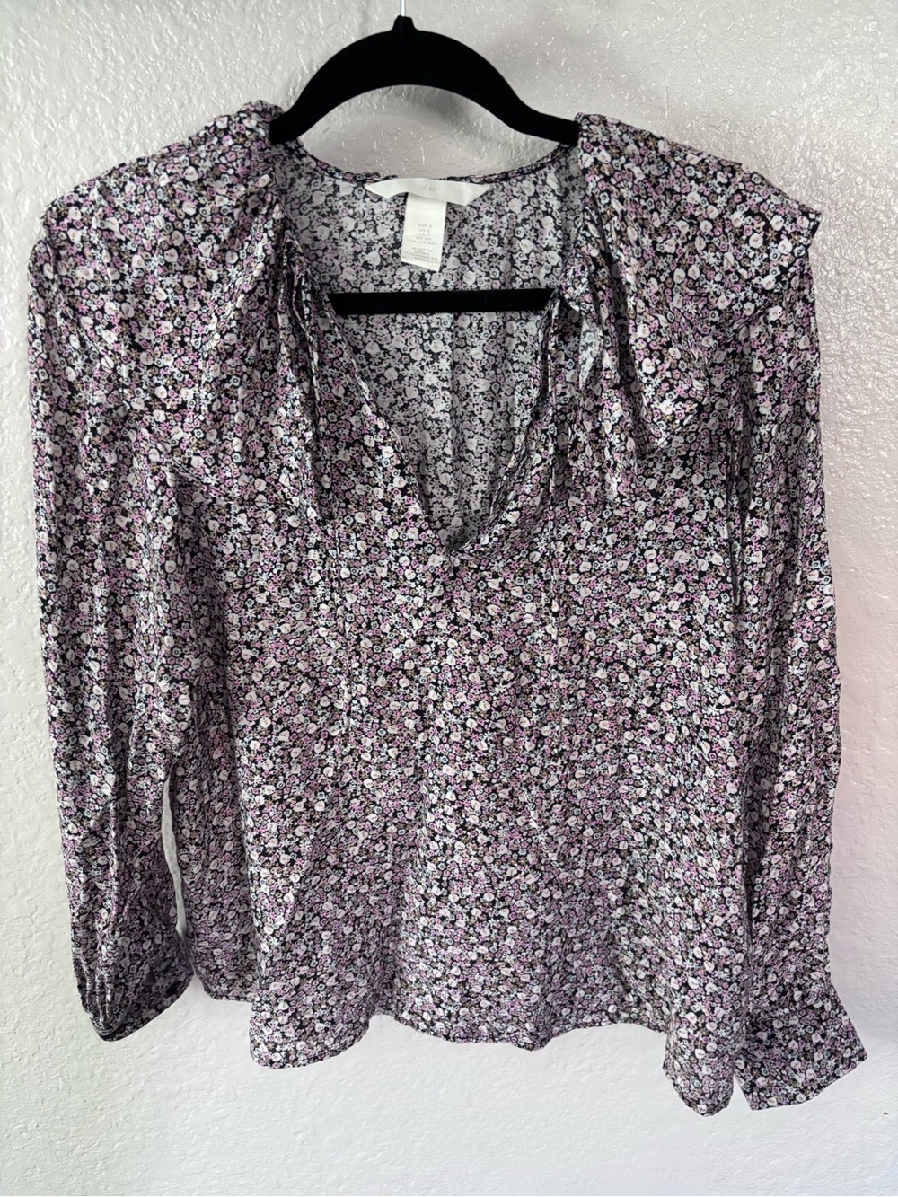 H&M Lavender and Black Floral V-Neck Blouse